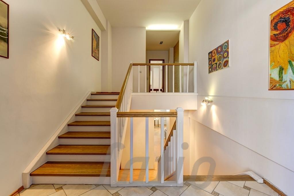 Dzīvoklis 2-level Close To Old City *